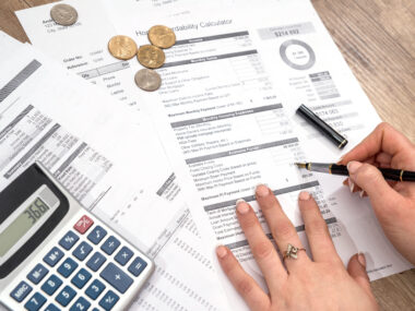 calculating monthly budget